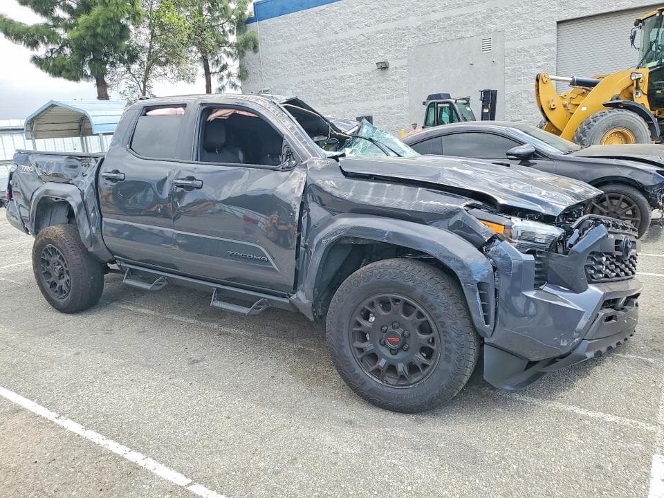 2026 TOYOTA TACOMA TRD SPORT 4