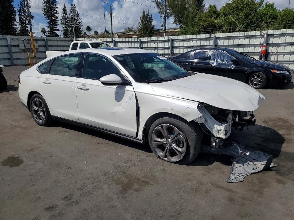 2024 HONDA ACCORD EX 4