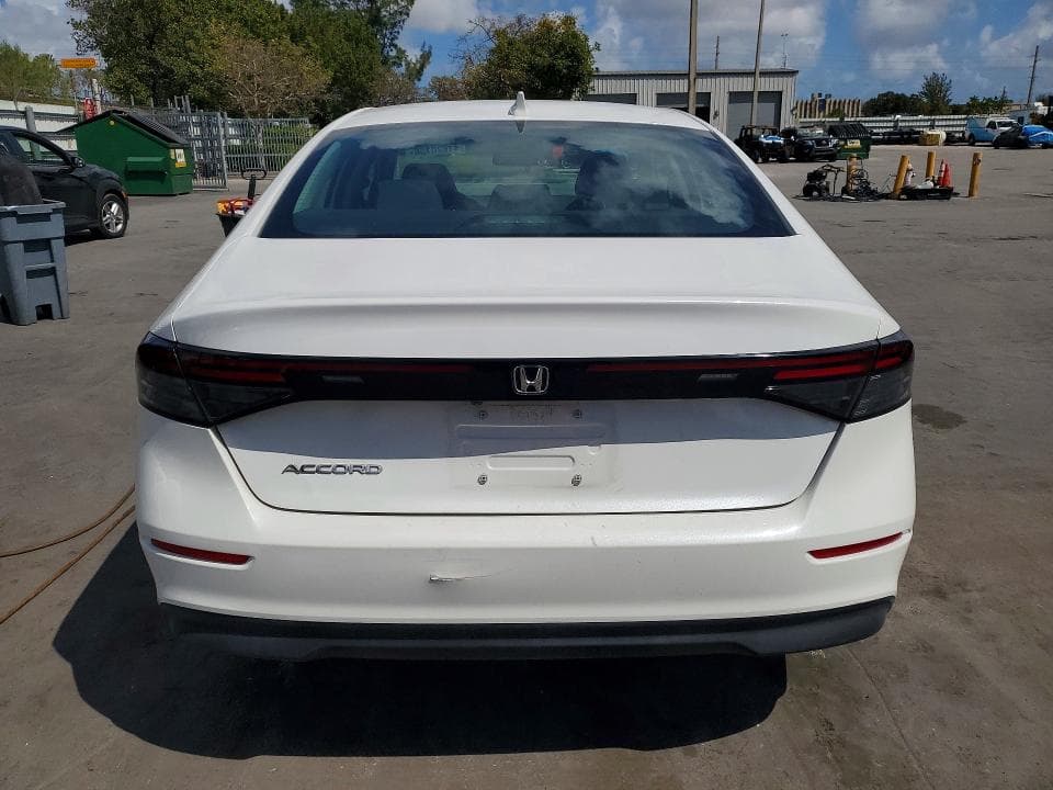 2024 HONDA ACCORD EX 6