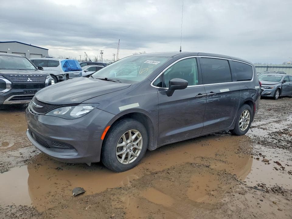 2022 CHRYSLER VOYAGER LX