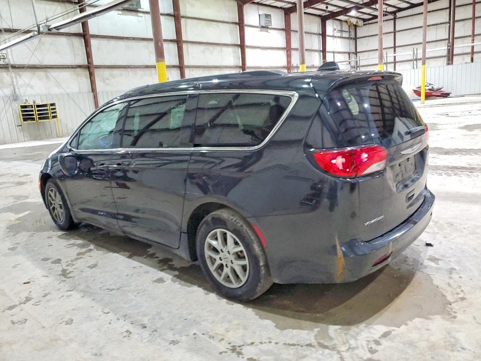 2021 CHRYSLER VOYAGER LXI 2
