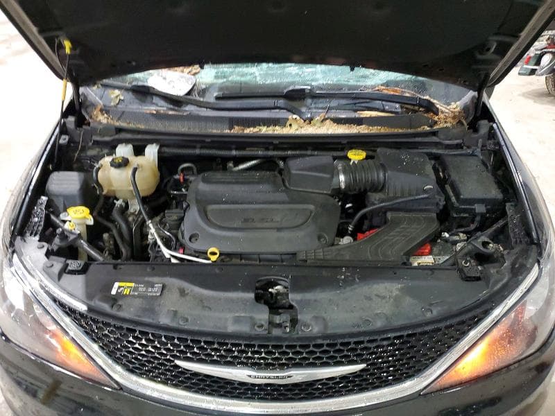 2021 CHRYSLER VOYAGER LXI 12
