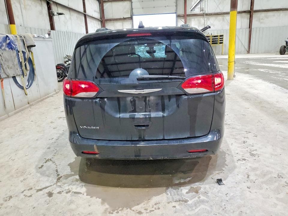 2021 CHRYSLER VOYAGER LXI 6