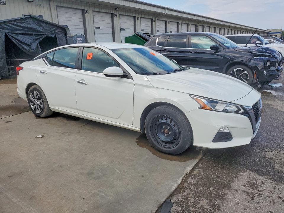 2020 NISSAN ALTIMA S 4