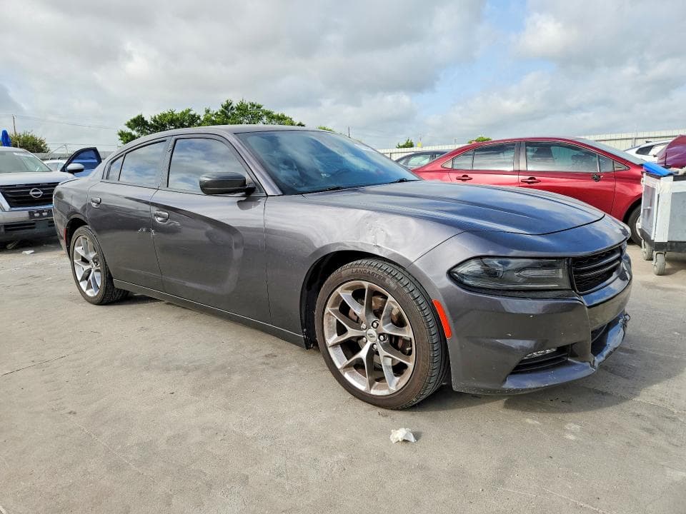 2018 DODGE CHARGER R/T 4