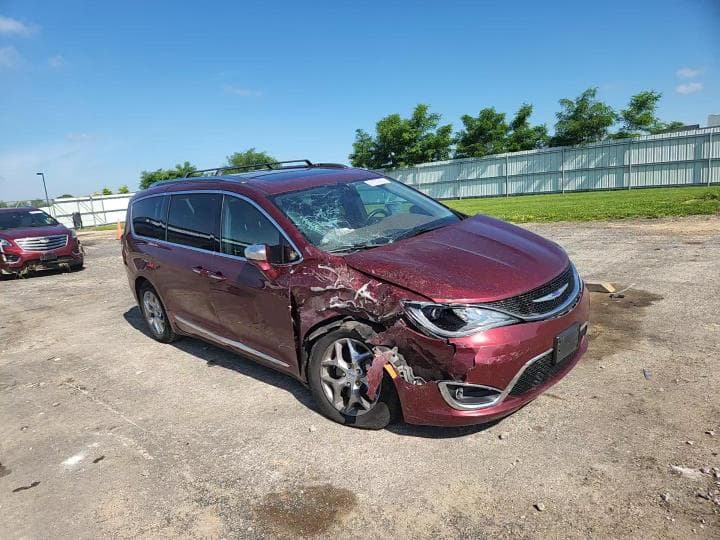 2018 CHRYSLER PACIFICA LIMITED 14