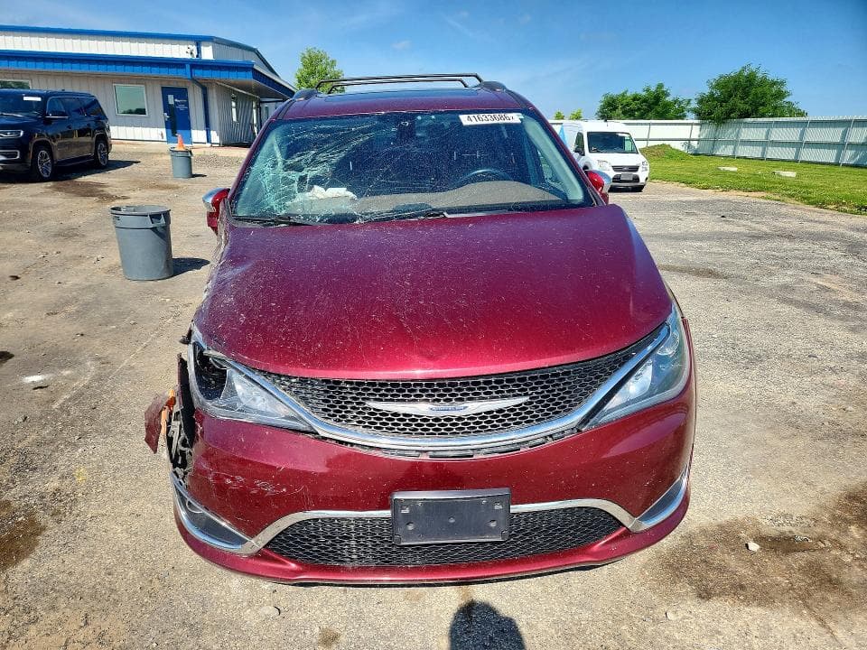 2018 CHRYSLER PACIFICA LIMITED 5