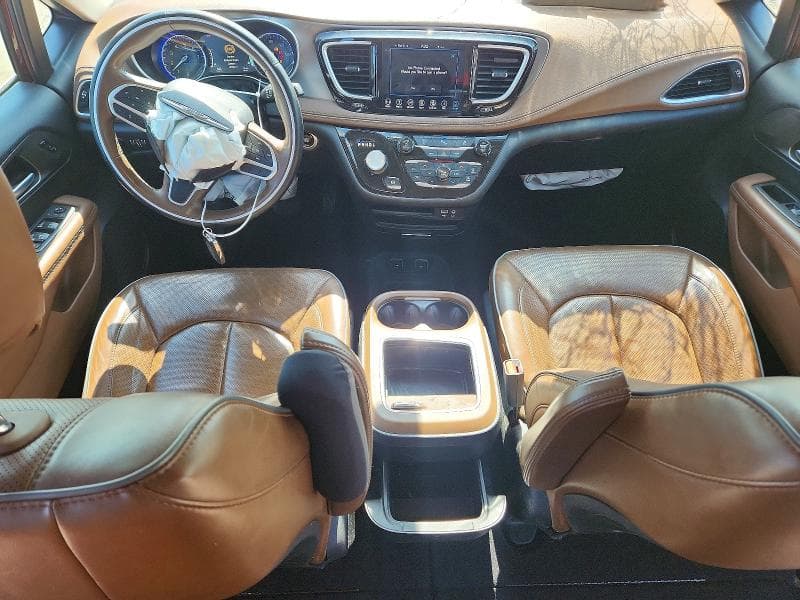 2018 CHRYSLER PACIFICA LIMITED 8