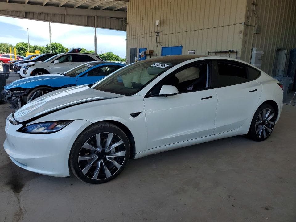 2025 TESLA MODEL 3 - 1