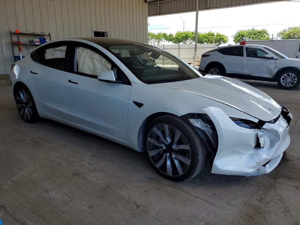 2025 TESLA MODEL 3 4