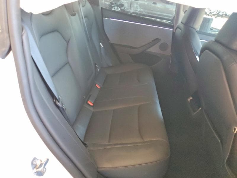 2025 TESLA MODEL 3 10
