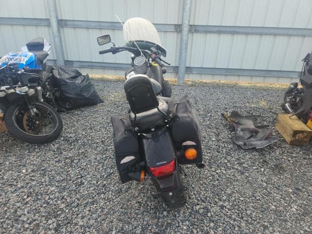 2019 HONDA VT750 C2B 4