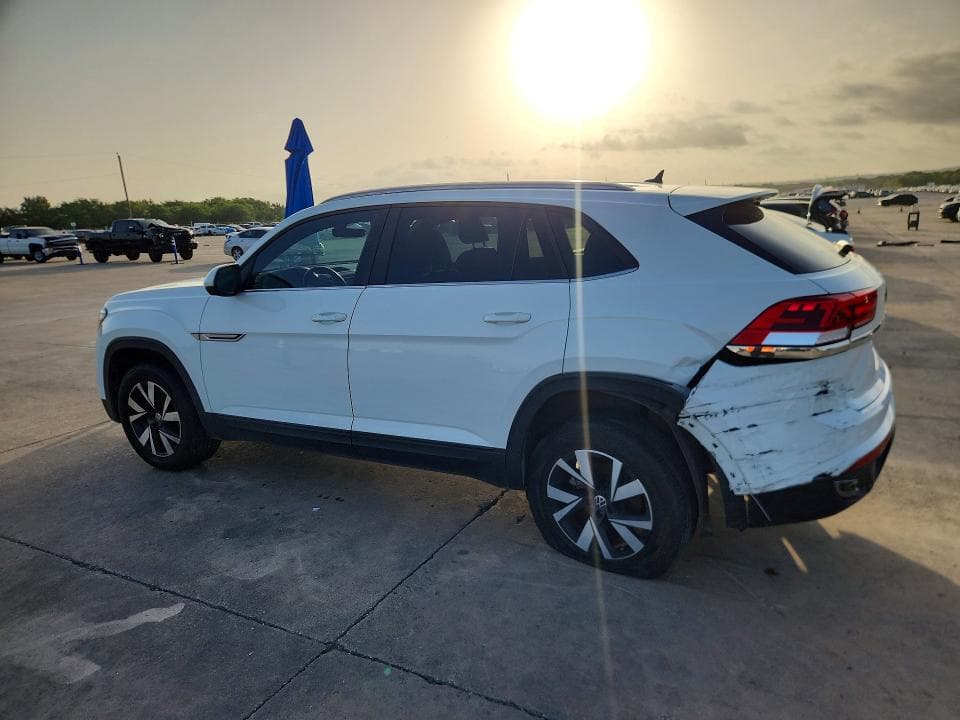 2020 VOLKSWAGEN ATLAS CROSS SPORT SE 2