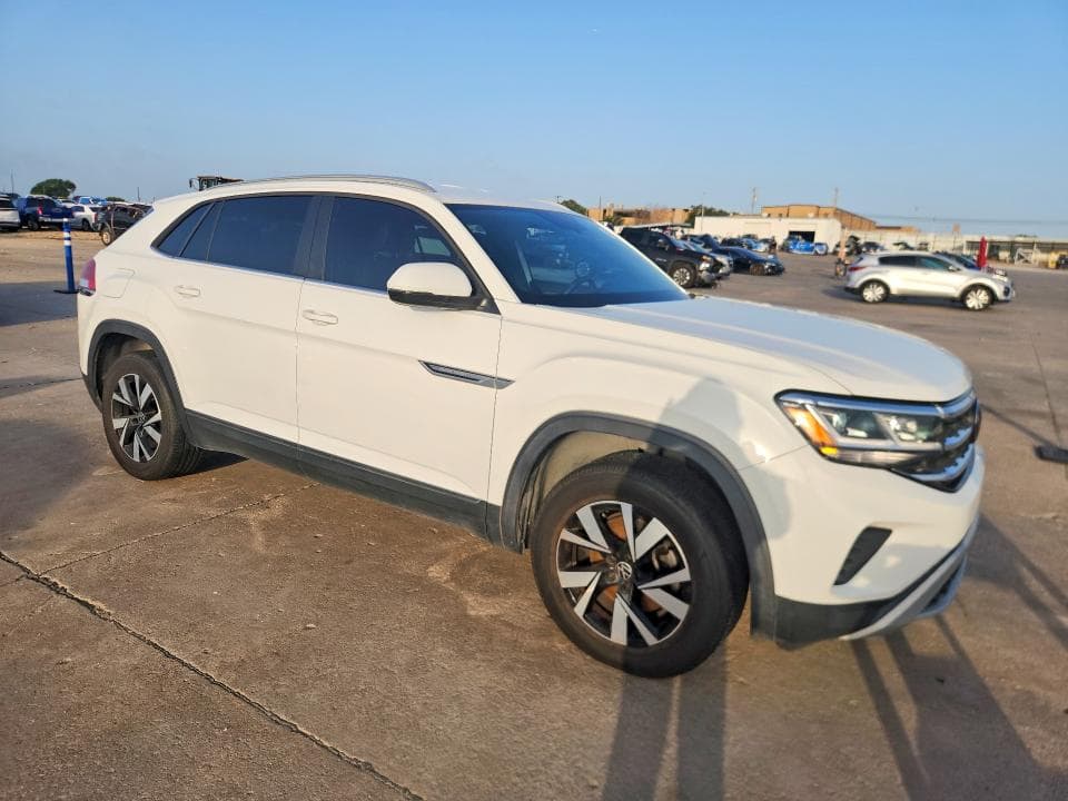 2020 VOLKSWAGEN ATLAS CROSS SPORT SE 4
