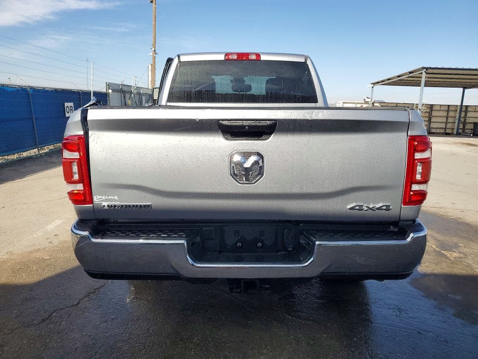 2024 RAM 2500 BIG HORN BIG HORN 6