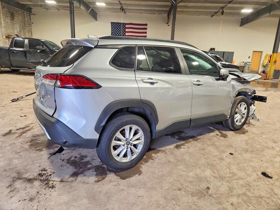 2023 TOYOTA COROLLA CROSS LE LE 3
