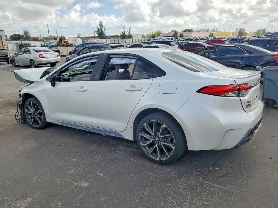 2022 TOYOTA COROLLA SE 2