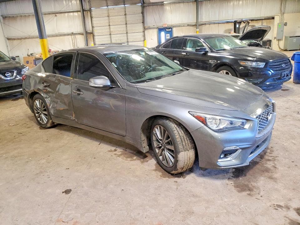 2021 INFINITI Q50 LUXE 4