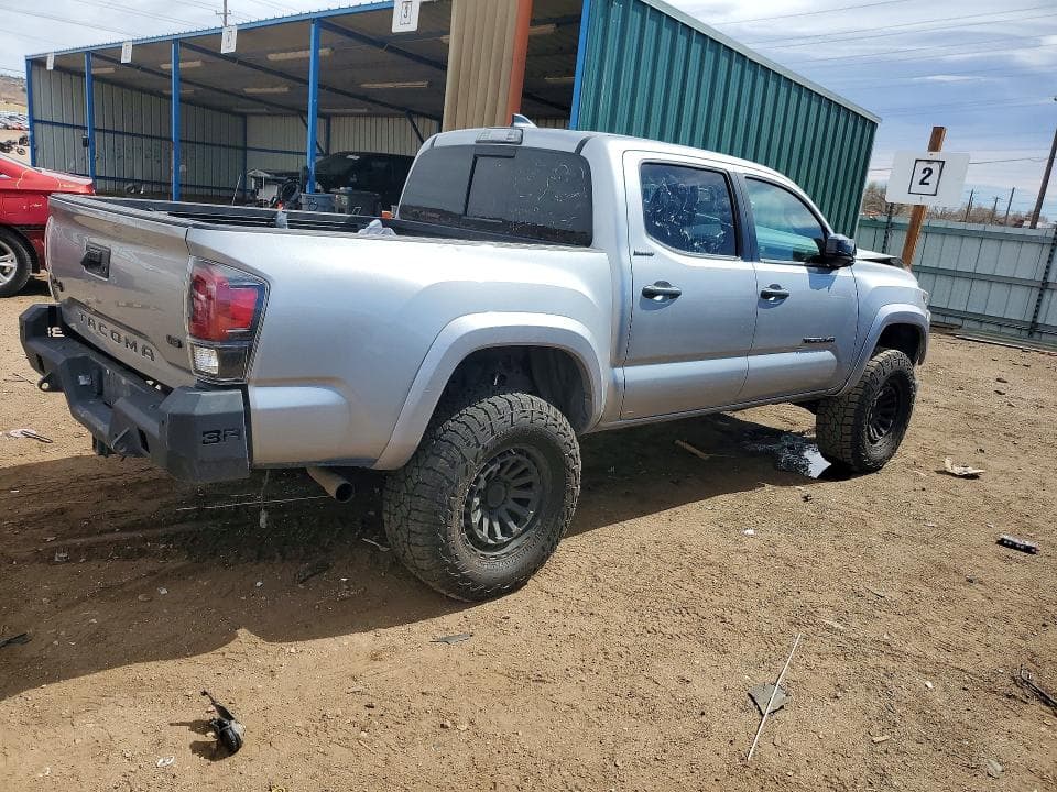 2017 TOYOTA TACOMA LIMITED 3