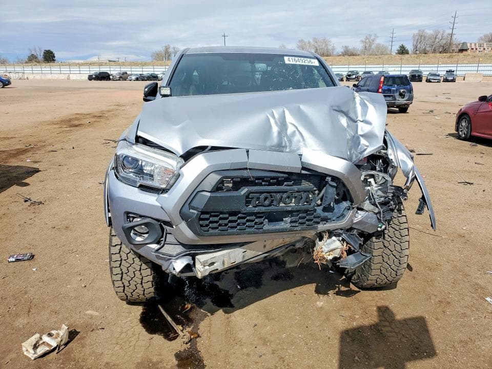 2017 TOYOTA TACOMA LIMITED 5
