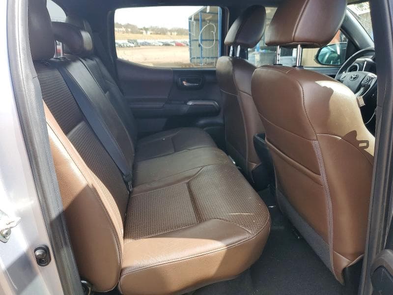 2017 TOYOTA TACOMA LIMITED 10