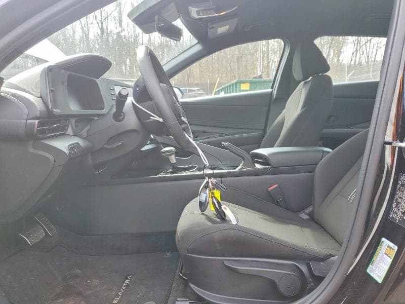 2025 HYUNDAI ELANTRA SEL SPORT 7