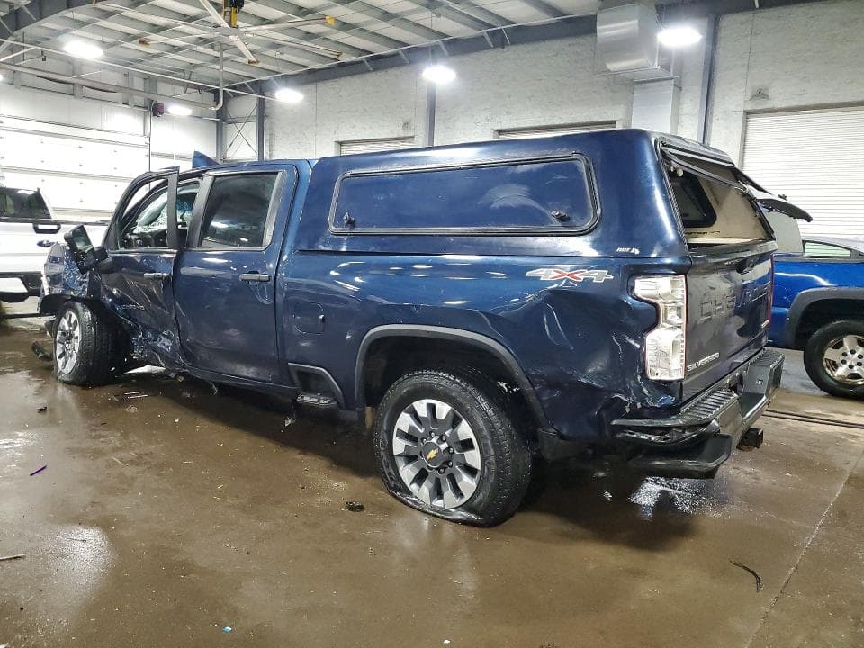 2022 CHEVROLET SILVERADO K2500 CUSTOM 2