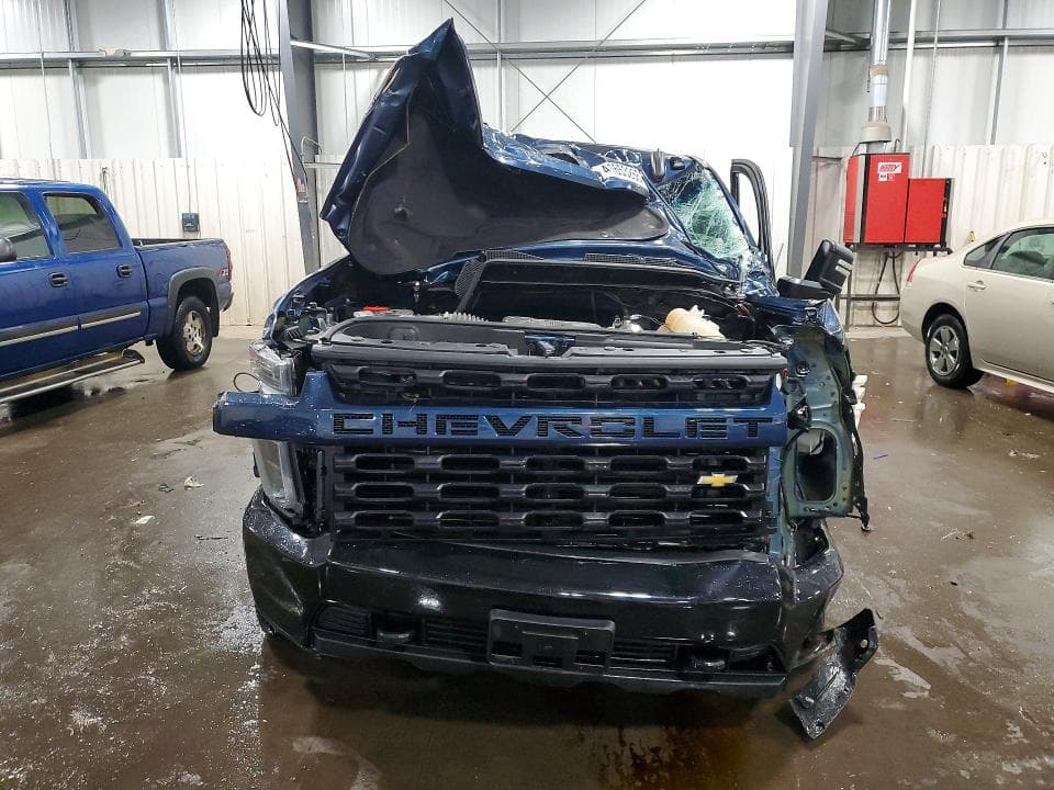 2022 CHEVROLET SILVERADO K2500 CUSTOM 5