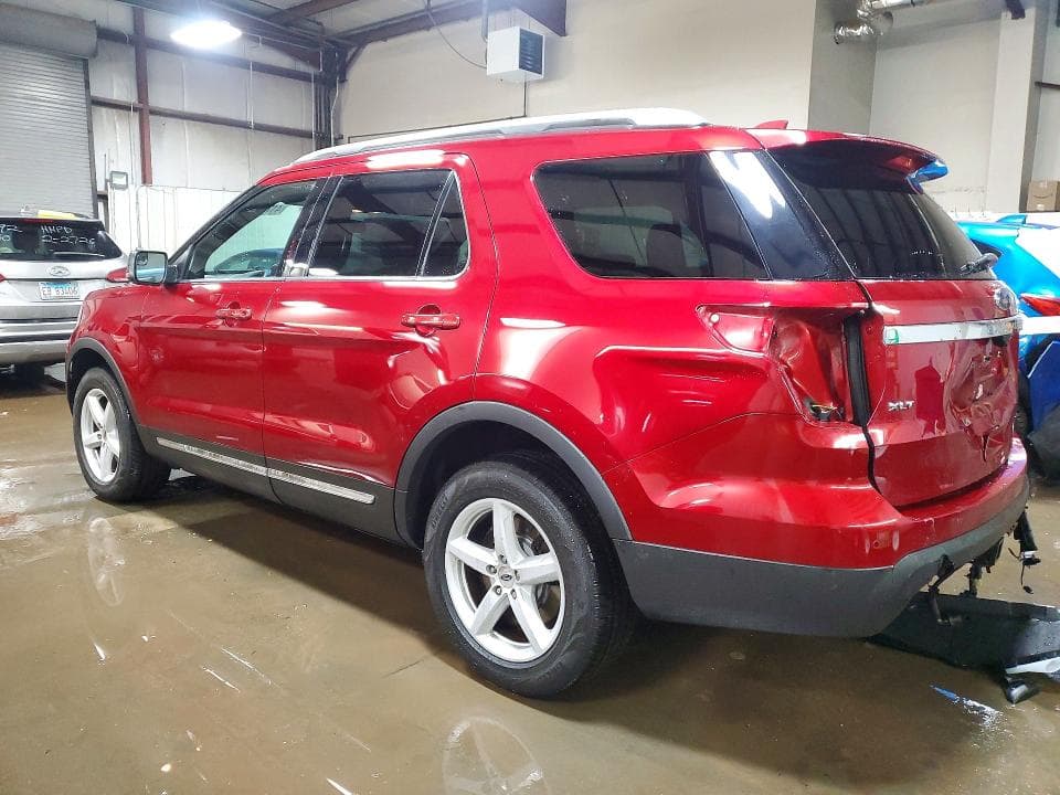 2017 FORD EXPLORER XLT 2
