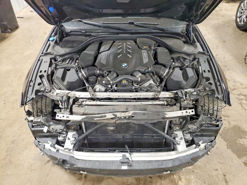 2021 BMW M550XI 11