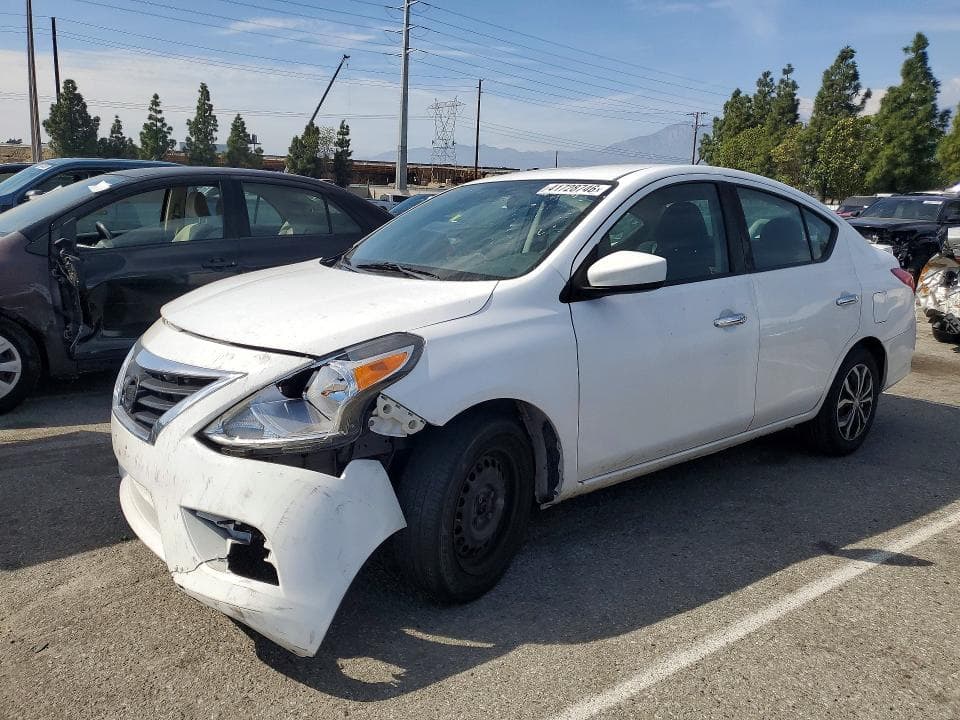 2019 NISSAN VERSA SV - 1
