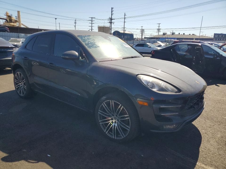 2017 PORSCHE MACAN TURBO 4