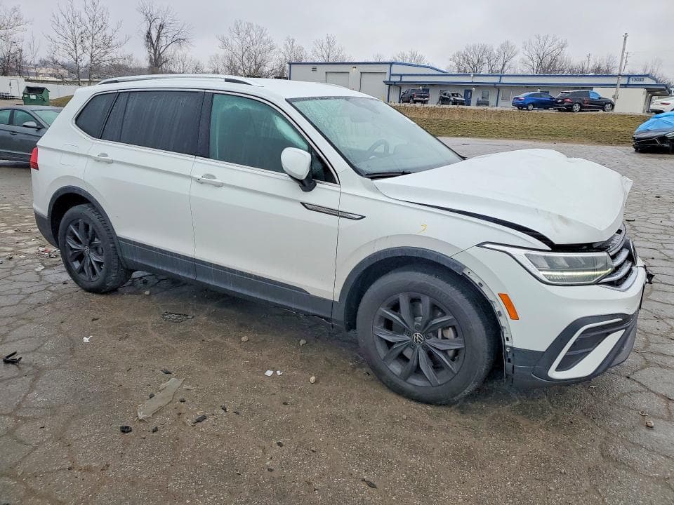 2024 VOLKSWAGEN TIGUAN SE 4