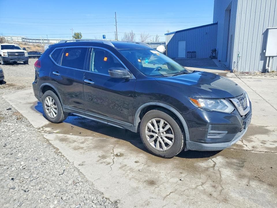 2018 NISSAN ROGUE SV 4