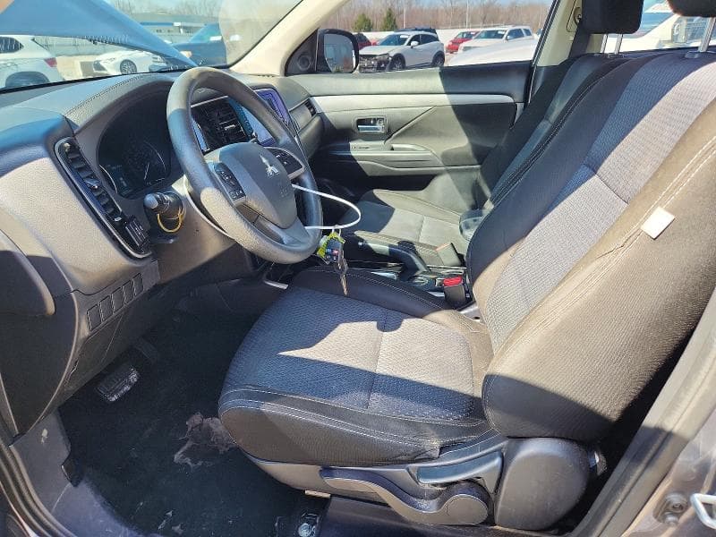 2018 MITSUBISHI OUTLANDER ES 7