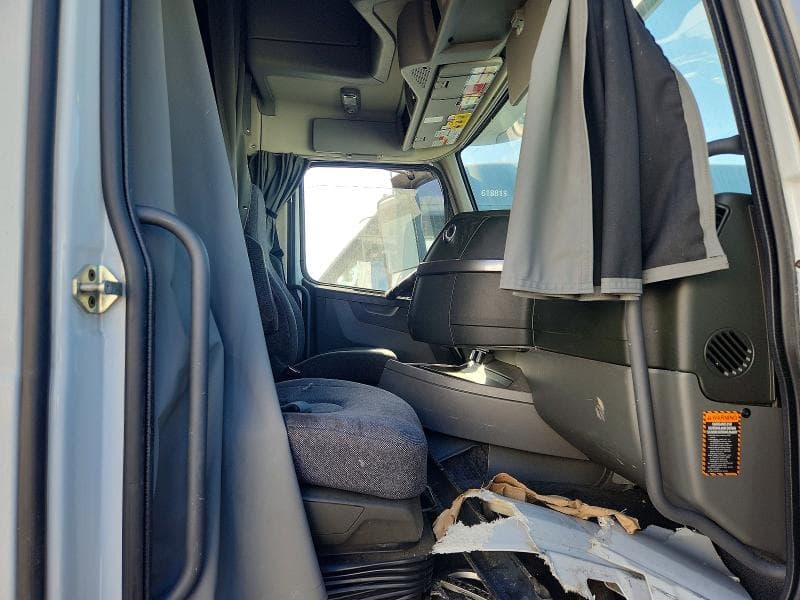 2025 VOLVO VNL SEMI TRUCK VNL 5