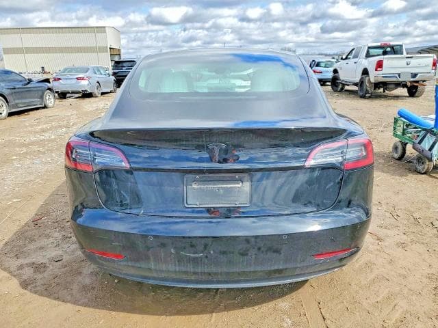 2020 TESLA MODEL 3 6