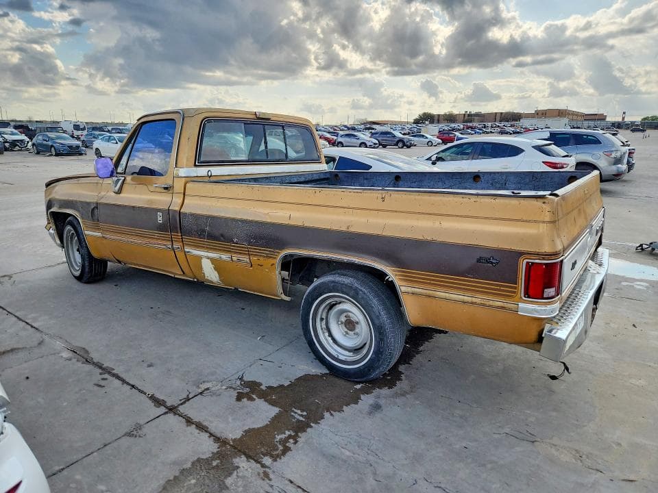 1986 CHEVROLET C10 2