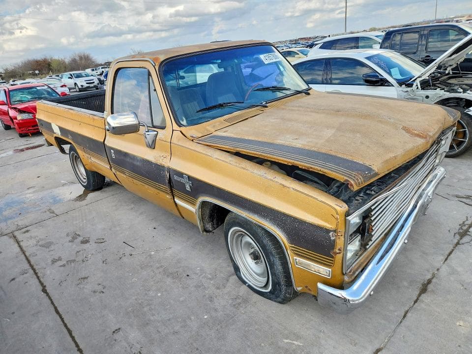1986 CHEVROLET C10 4