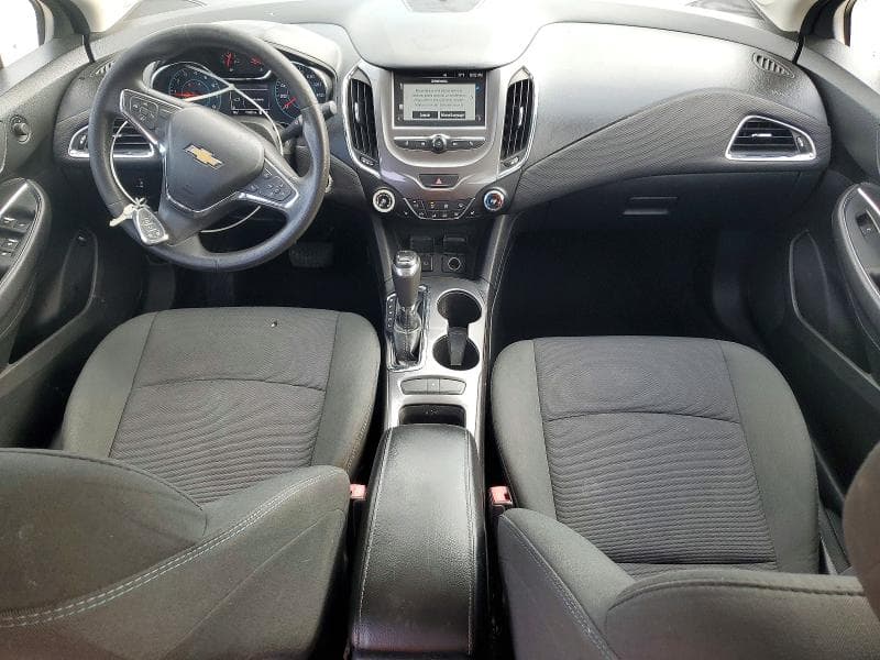 2017 CHEVROLET CRUZE LT LT 8