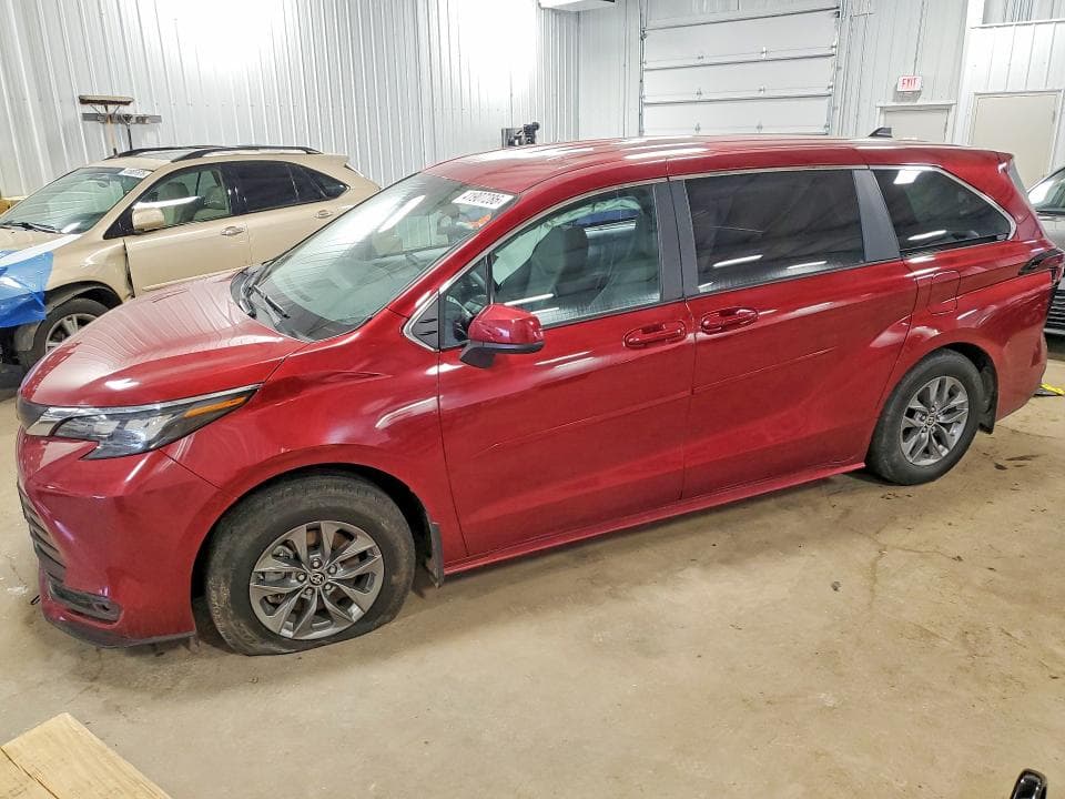 2025 TOYOTA SIENNA LE 8-PASSENGER LE 8-PASSENGER - 1