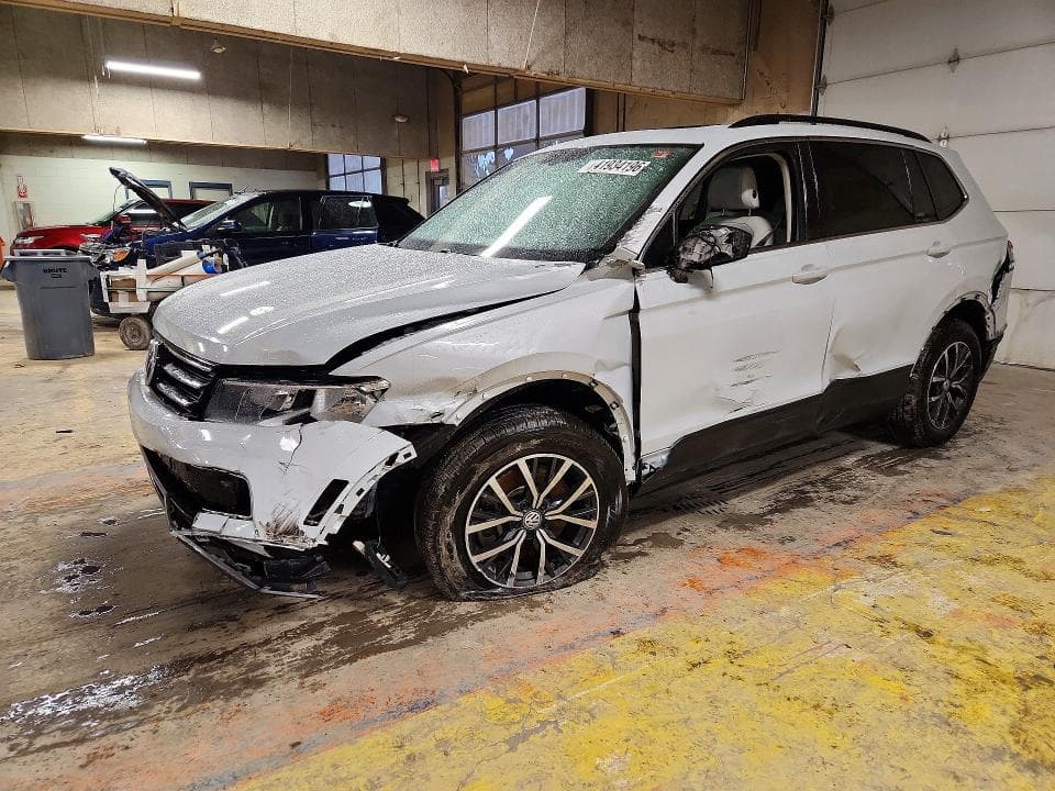 2019 VOLKSWAGEN TIGUAN SE - 1