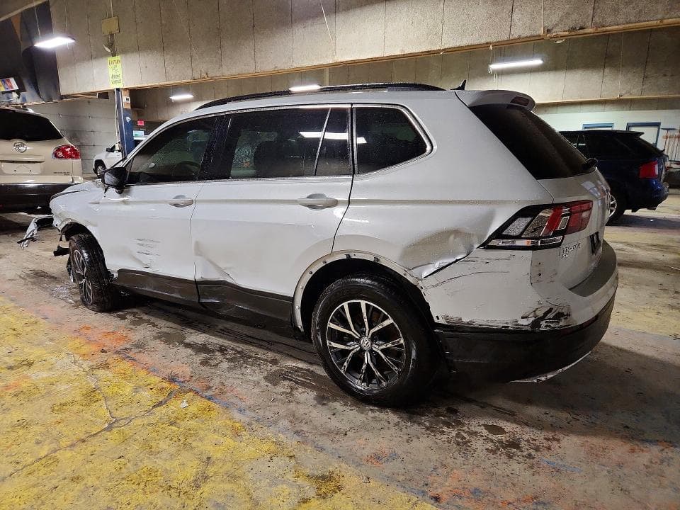 2019 VOLKSWAGEN TIGUAN SE 2