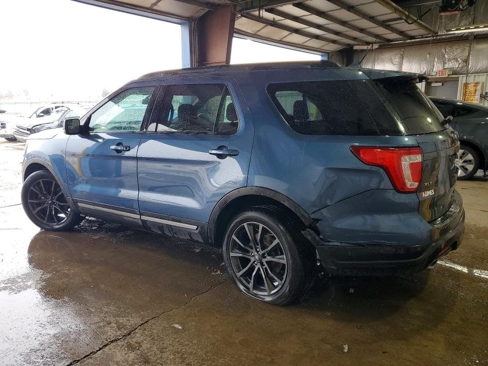 2018 FORD EXPLORER XLT 2