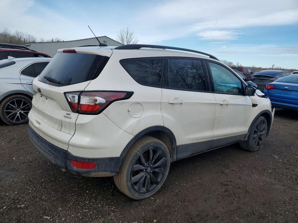 2018 FORD ESCAPE SE 3