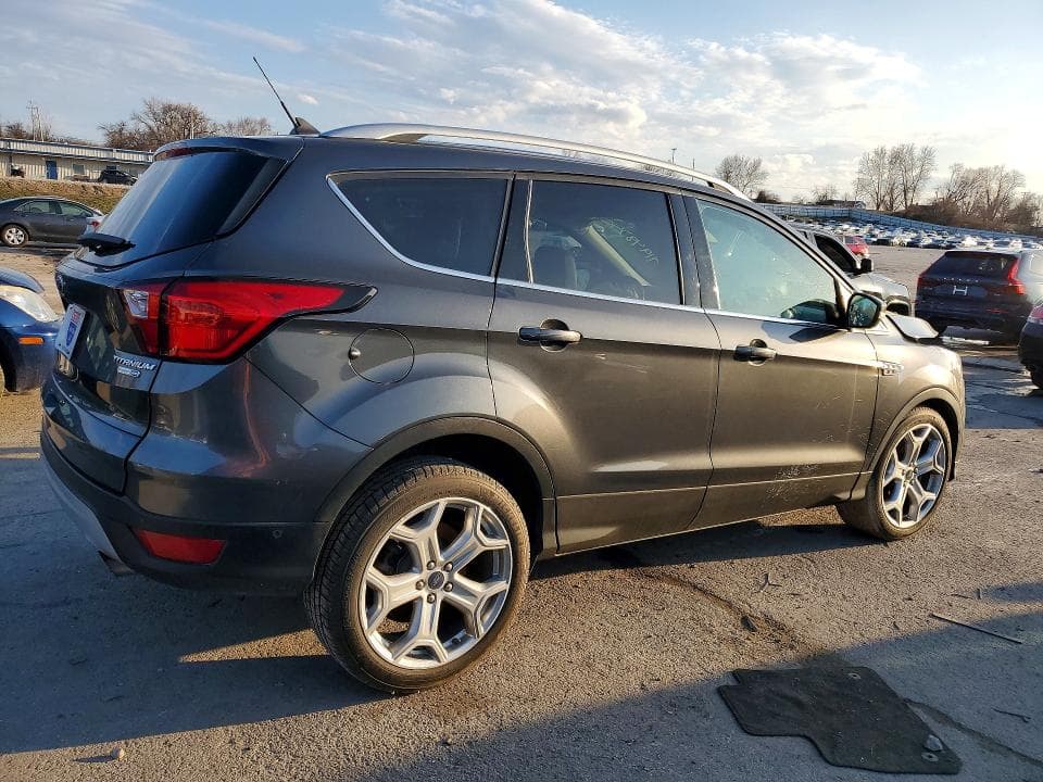 2019 FORD ESCAPE TITANIUM TITANIUM 3