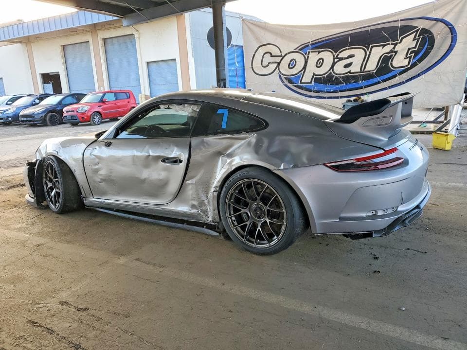 2018 PORSCHE 911 GT3 2