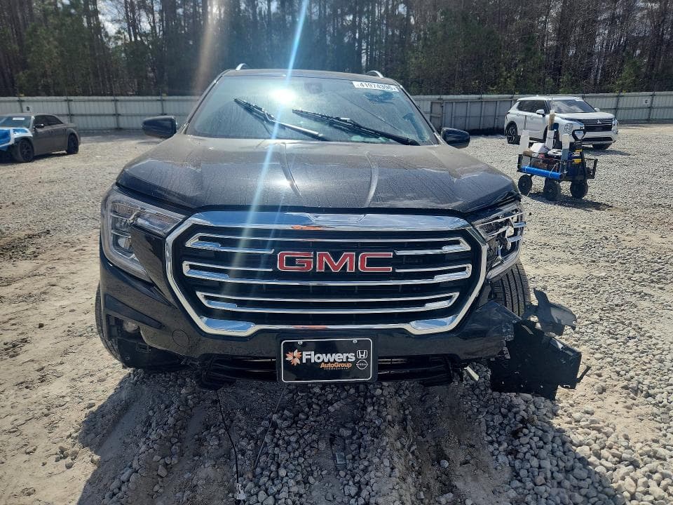 2023 GMC TERRAIN SLT 5
