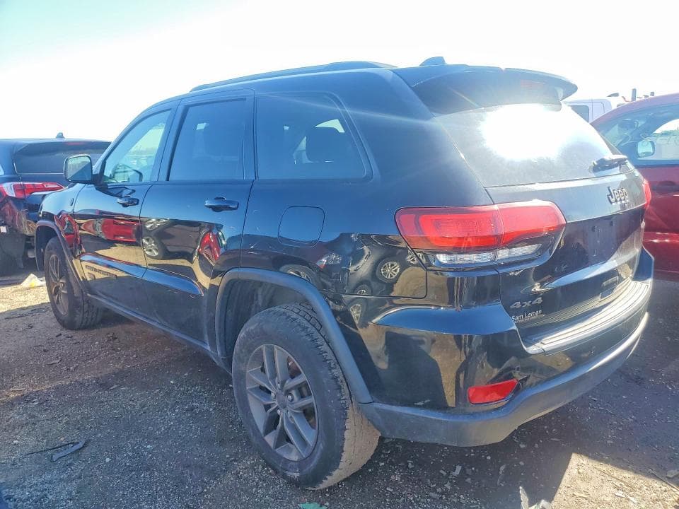 2017 JEEP GRAND CHEROKEE LAREDO 2