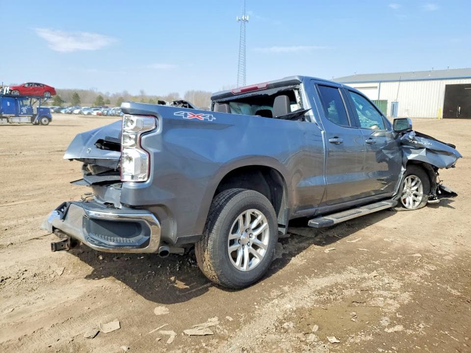 2019 CHEVROLET SILVERADO K1500 LT 3
